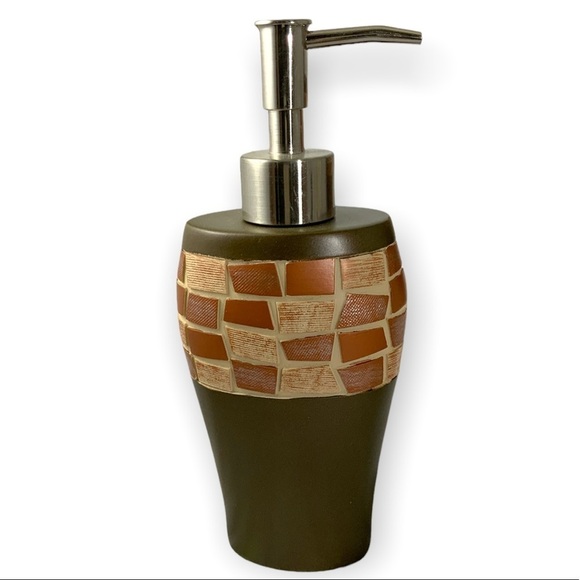 Mosaic Bathroom Set Curtain Hooks Soap Dispenser Toothbrush Holder 4 PC Set - Picture 10 of 15